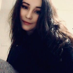 Meet your Posher, Mackenzie